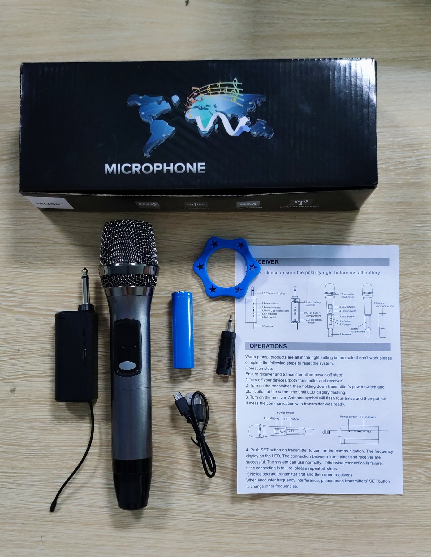 W4A wireless microphone package accessories and instruction sheet