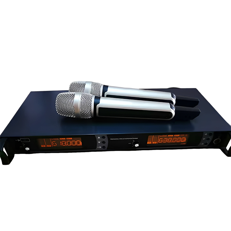 SKM9000 Four-Antenna True Diversity Wireless Microphone