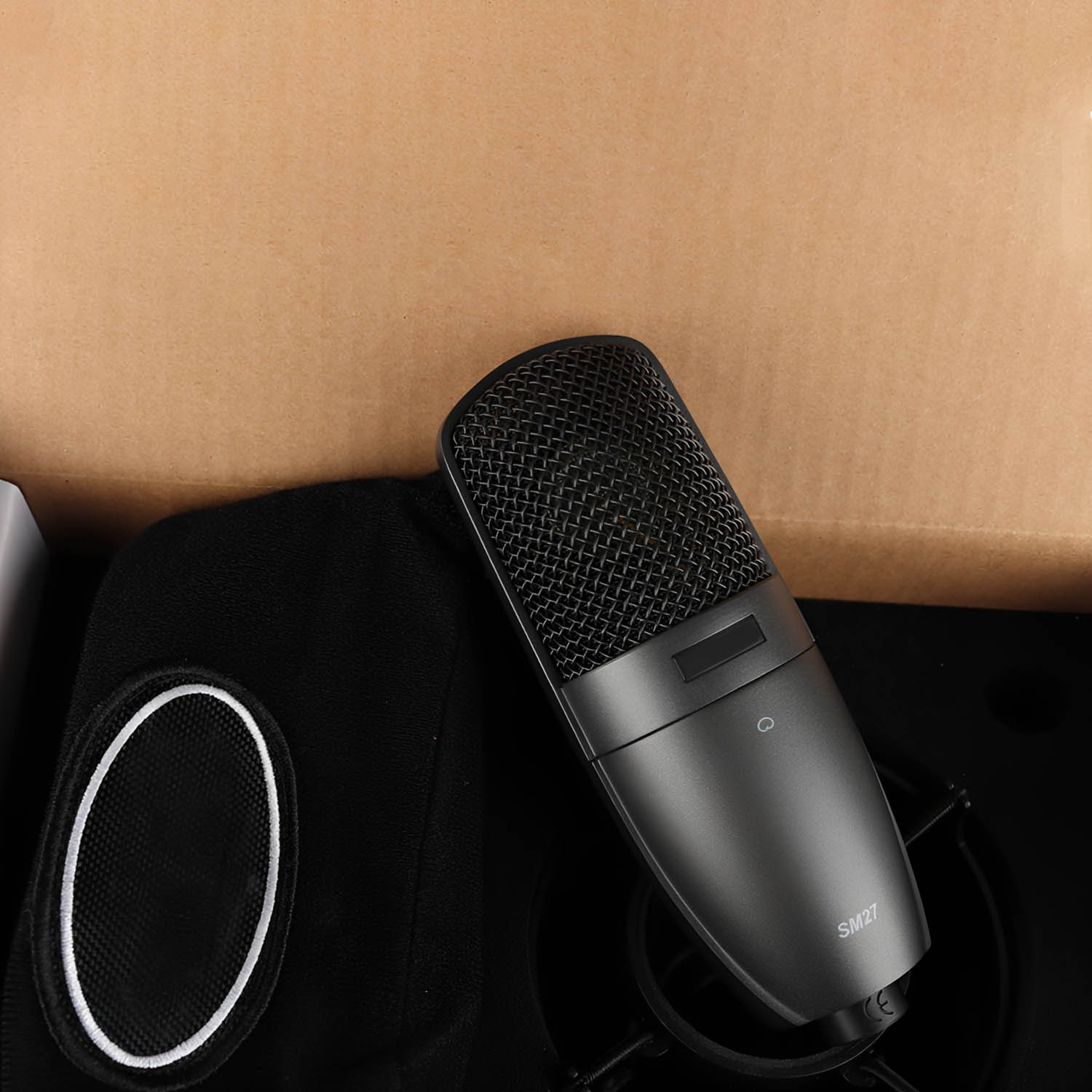 SM27 condenser microphone product view 3